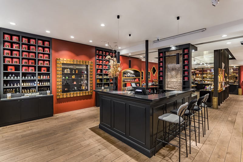 Image Credit: jovoyparis.com